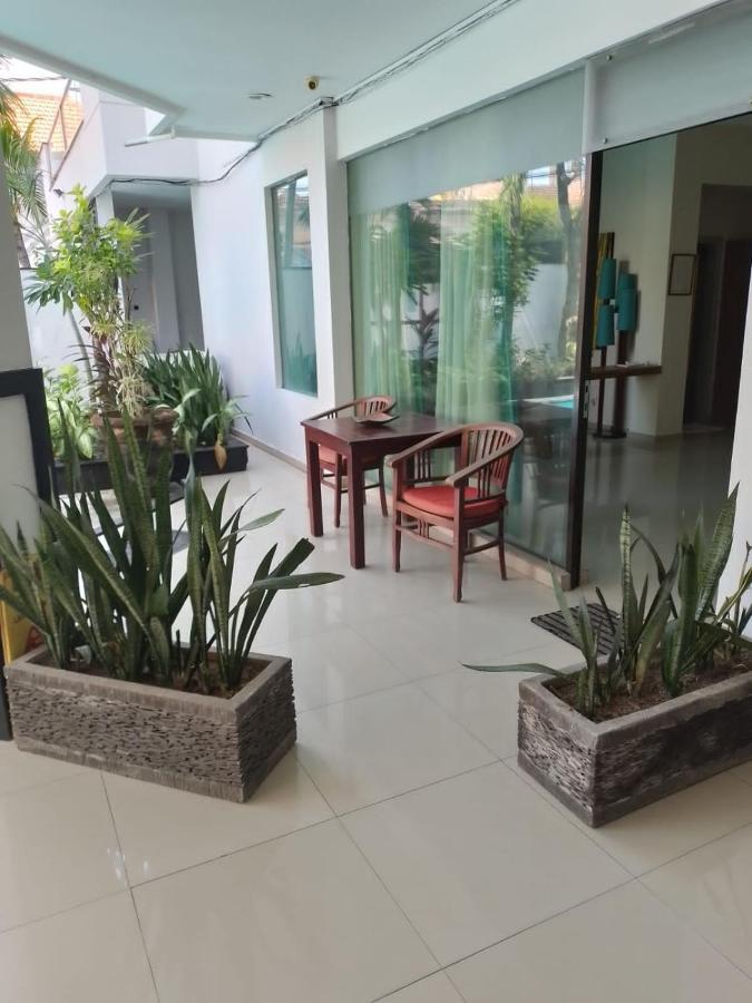 Marinos Place Legian Exterior foto